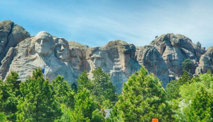 MOUNT RUSHMORE